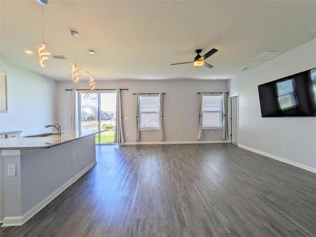 Building Photo - 6205 114th Ave E