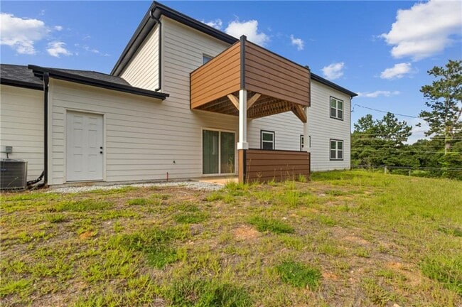 Building Photo - 1275 Riverside Rd