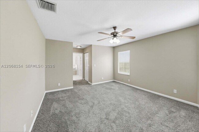 Building Photo - 10658 Pelican Dr