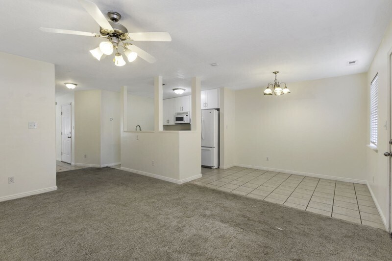 Building Photo - 10504 Sage Flats Way