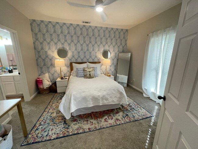 Building Photo - 3BR/3.5BA For Rent