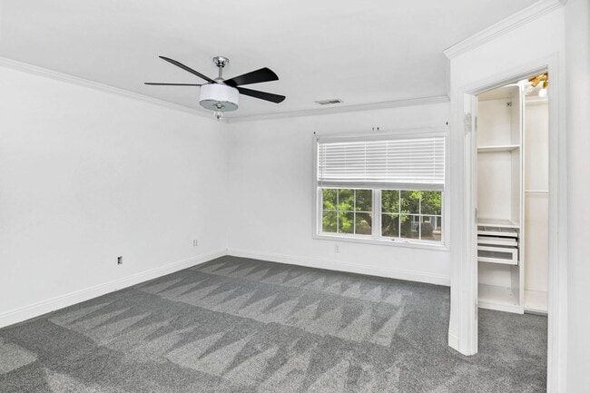 Building Photo - 302 Hampton Forest Drive
