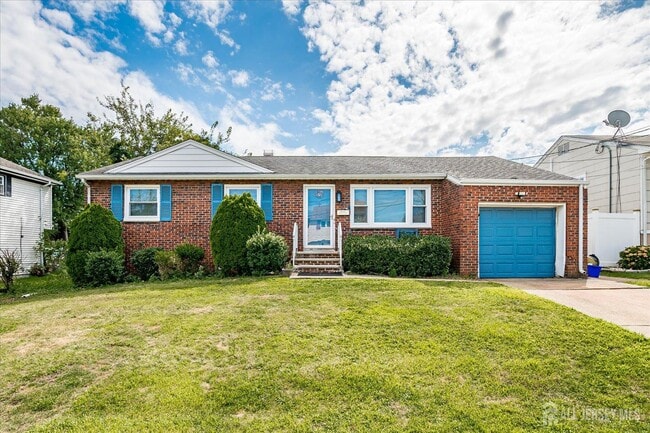 Primary Photo - 9 Wedgewood Dr