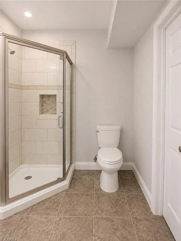Building Photo - Lease to Own