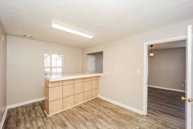 Building Photo - 839 Rock Shoal Ct