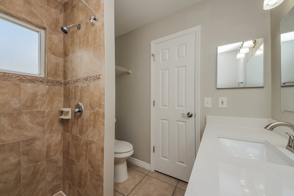 Building Photo - 520 Madrigal Ct