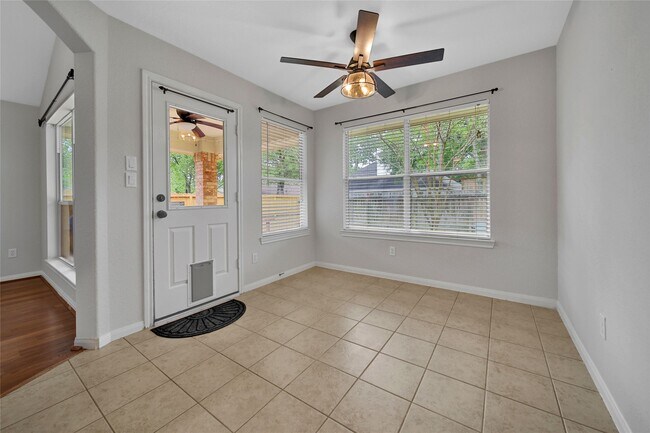 Building Photo - 12411 Brightwood Dr