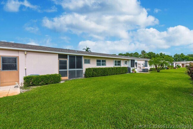 Building Photo - 2523 Dudley Dr W