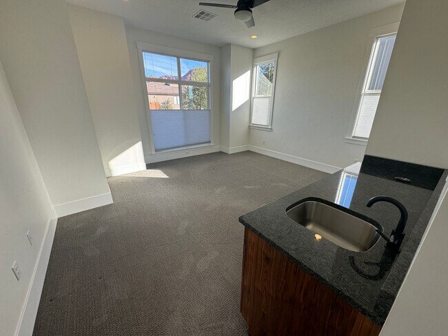 Building Photo - Home in Anasazi Vista neighborhood.