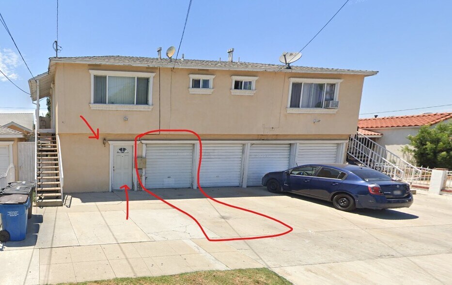 This is unit C w_1 car garage and parking space in front of garage - 6167 Riverside Ave