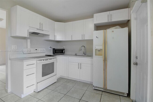Building Photo - 11332 SW 207th Dr