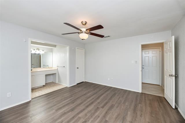 Building Photo - 6433 Westridge Dr