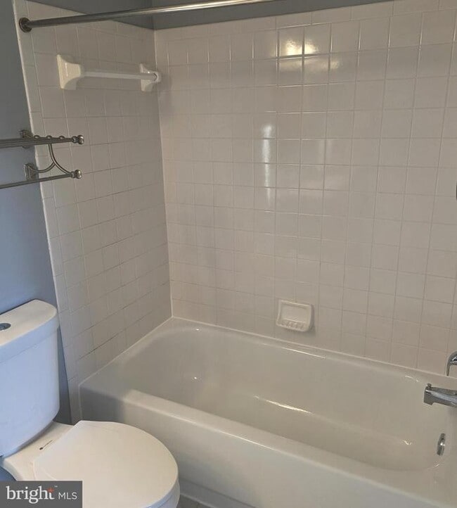 Building Photo - 12977 Abner Ave