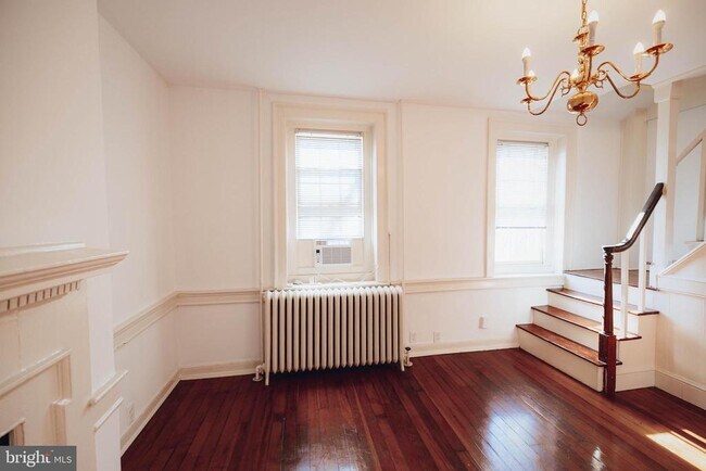 Building Photo - 407 N Washington St