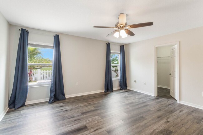 Building Photo - Turnkey 3-bed, 2-bath home with a 2-car garage Single Family Home