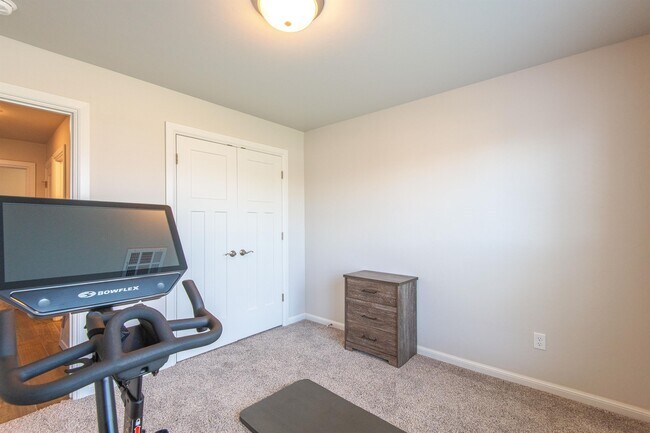 Building Photo - 2244 E Kellan Ct Terrace