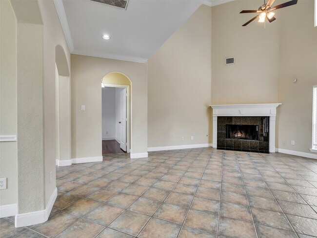 Building Photo - 4409 Juan Carlos Ct