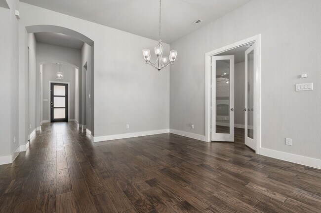 Building Photo - 2917 Saltwood Ct