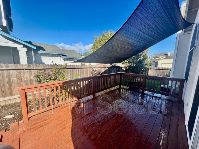 Building Photo - 1180 Camellia Ln