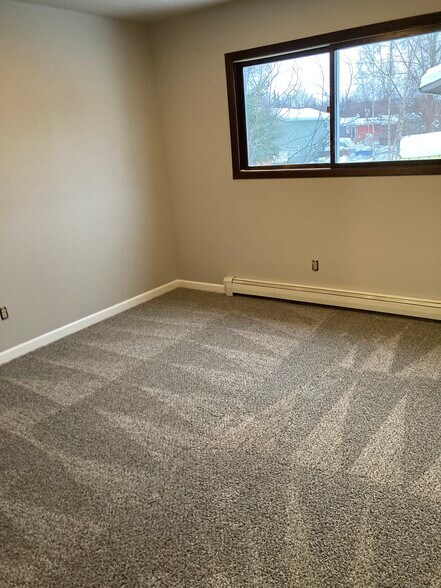 Building Photo - 1841 State St