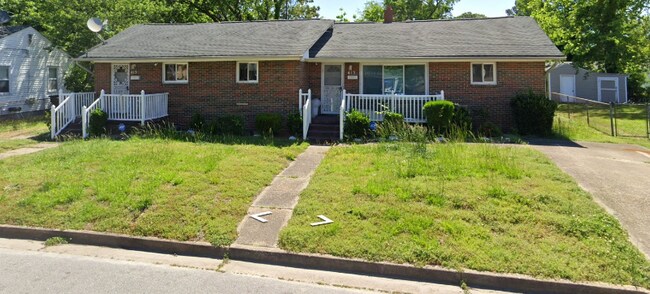 Building Photo - 415 Carver Cir
