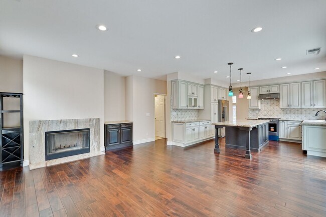 Building Photo - Luxury 5BR North San Jose Home | 2,680 Sq. Ft. | Minutes to BART, Levi's Stadium & Silicon Valley...