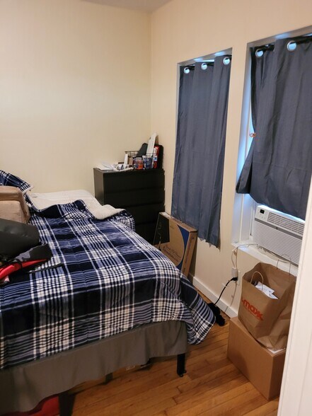 Building Photo - 38 Hemenway St