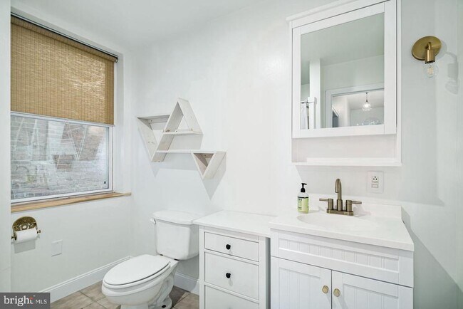 Building Photo - 1234 S 15th St