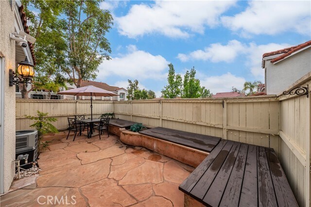 Building Photo - 108 Wild Horse Loop