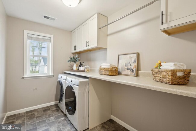 Building Photo - 7810 Bexley Ln