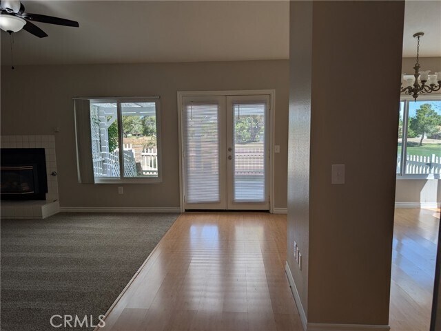 Building Photo - 14858 Clubhouse Dr