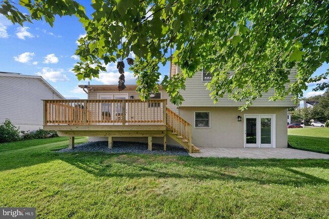 Building Photo - 407 Stacy Lee Ct