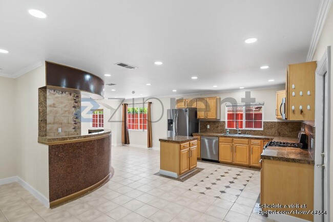 Building Photo - 3152 Hostetter Rd