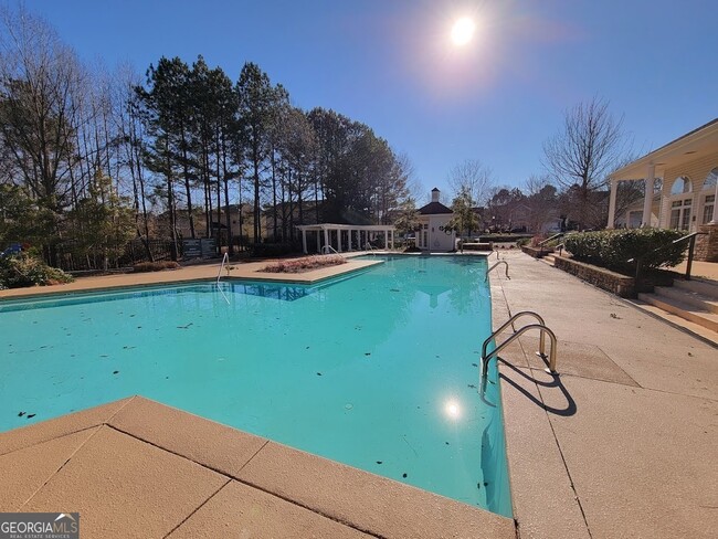Building Photo - 22 Scenic Hills Dr