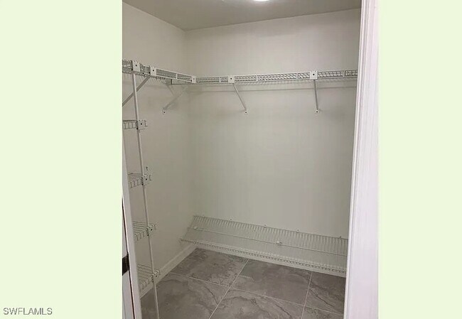 Building Photo - 1305 Mainsail Dr