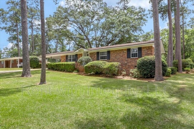 Building Photo - 1917 Sharon Rd