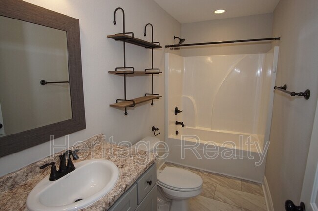 Building Photo - 1033 Ruscello Dr