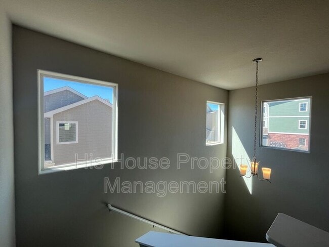 Building Photo - 5551 W 29th St