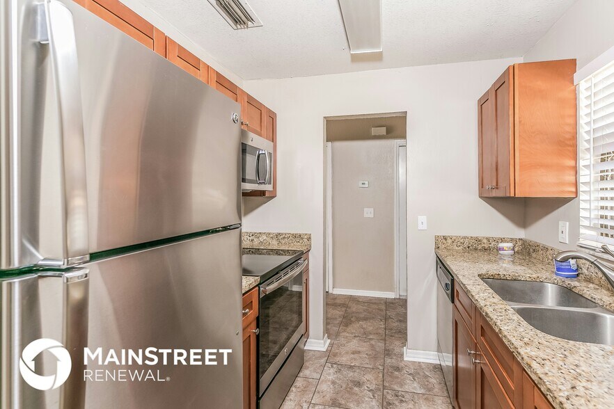 Building Photo - 856 Wakaw Ln SW