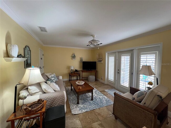 Building Photo - 5164 Beach Dr SE