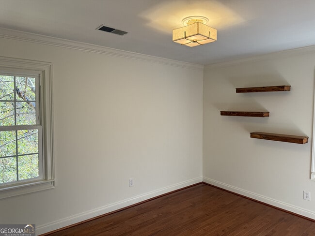 Building Photo - 1610 Old Mill Crossing NE