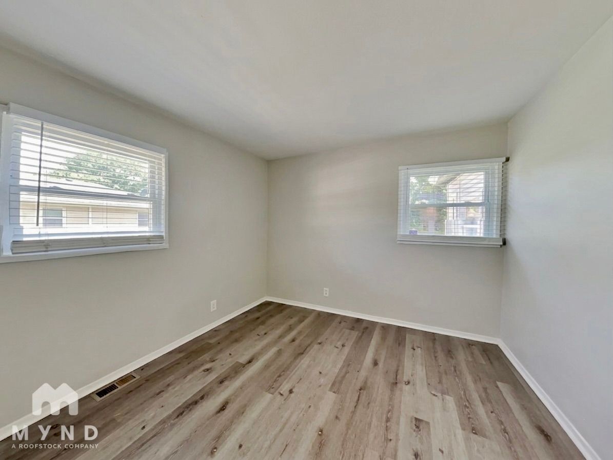 Building Photo - 4035 Breton St