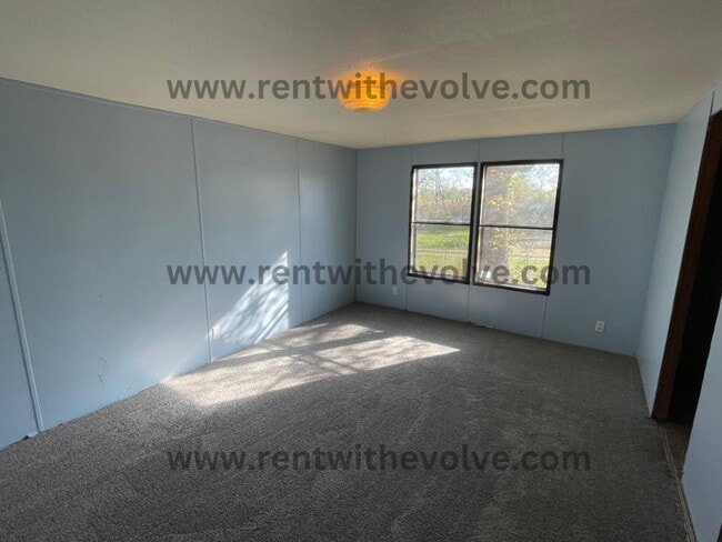 Building Photo - 14221 E County Rd 1300 N
