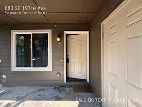 Building Photo - 683 SE 197th Ave
