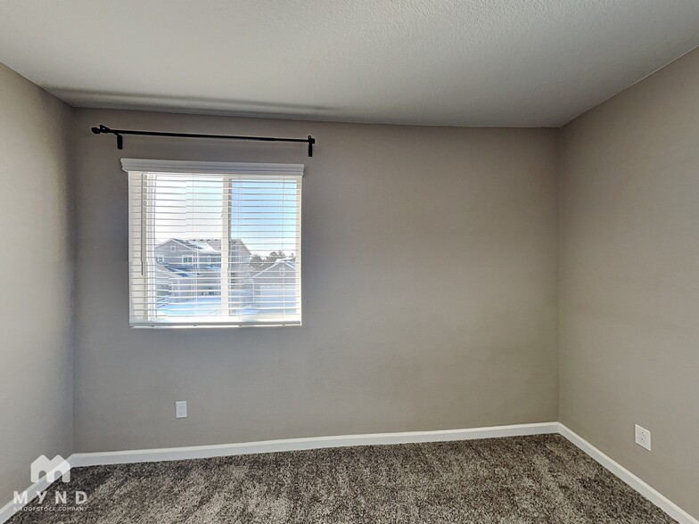 Building Photo - 9993 Truckee St
