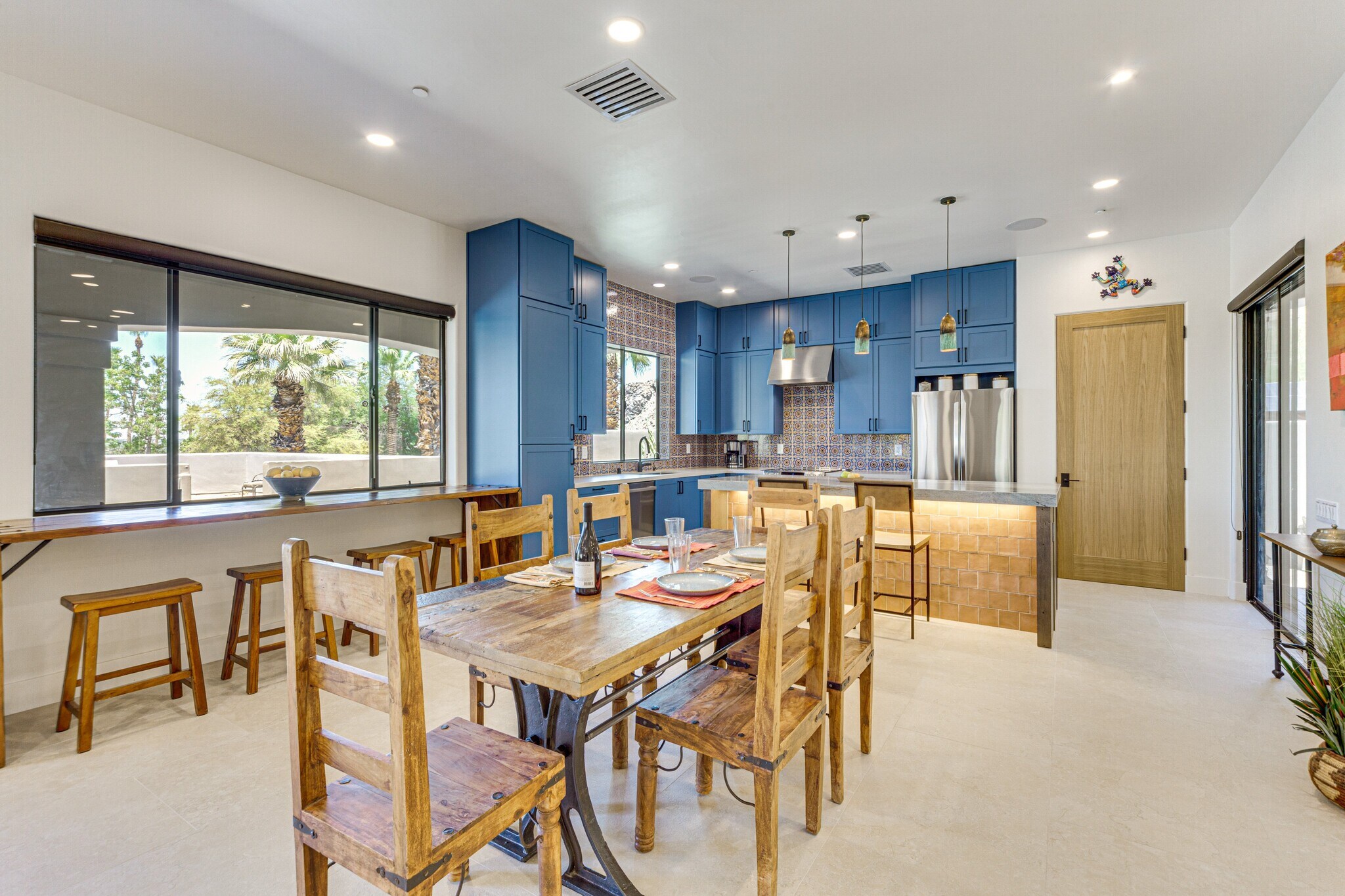 Building Photo - 2800 Cholla Pl