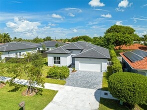 Building Photo - 21326 Old Cutler Rd