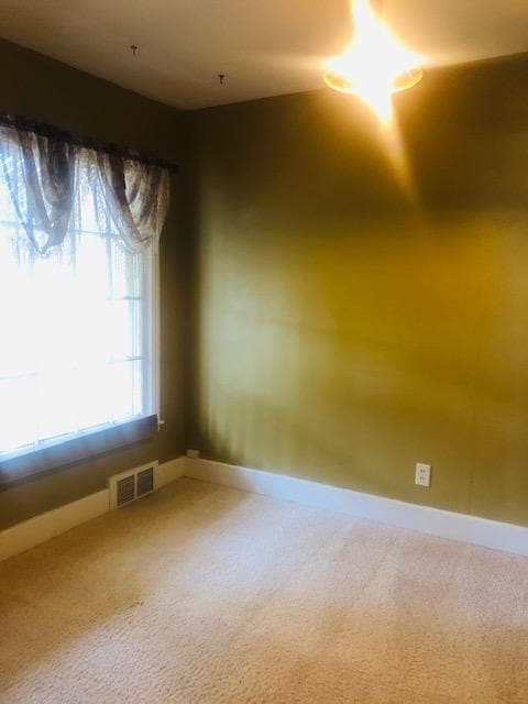 Building Photo - 1013 4th St SE