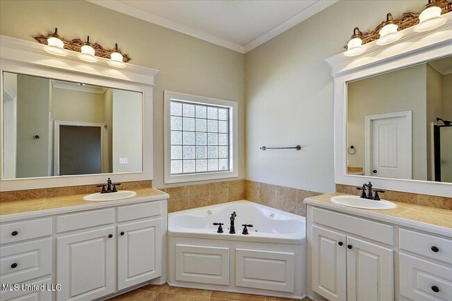 Building Photo - 132 Hartfield Dr