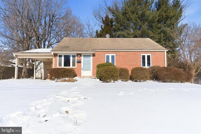 Building Photo - 1813 Olmstead Dr